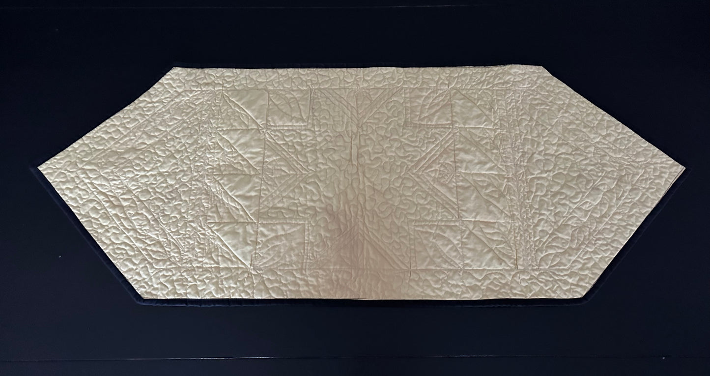 Mama's Quilt Shop-Fall table runner