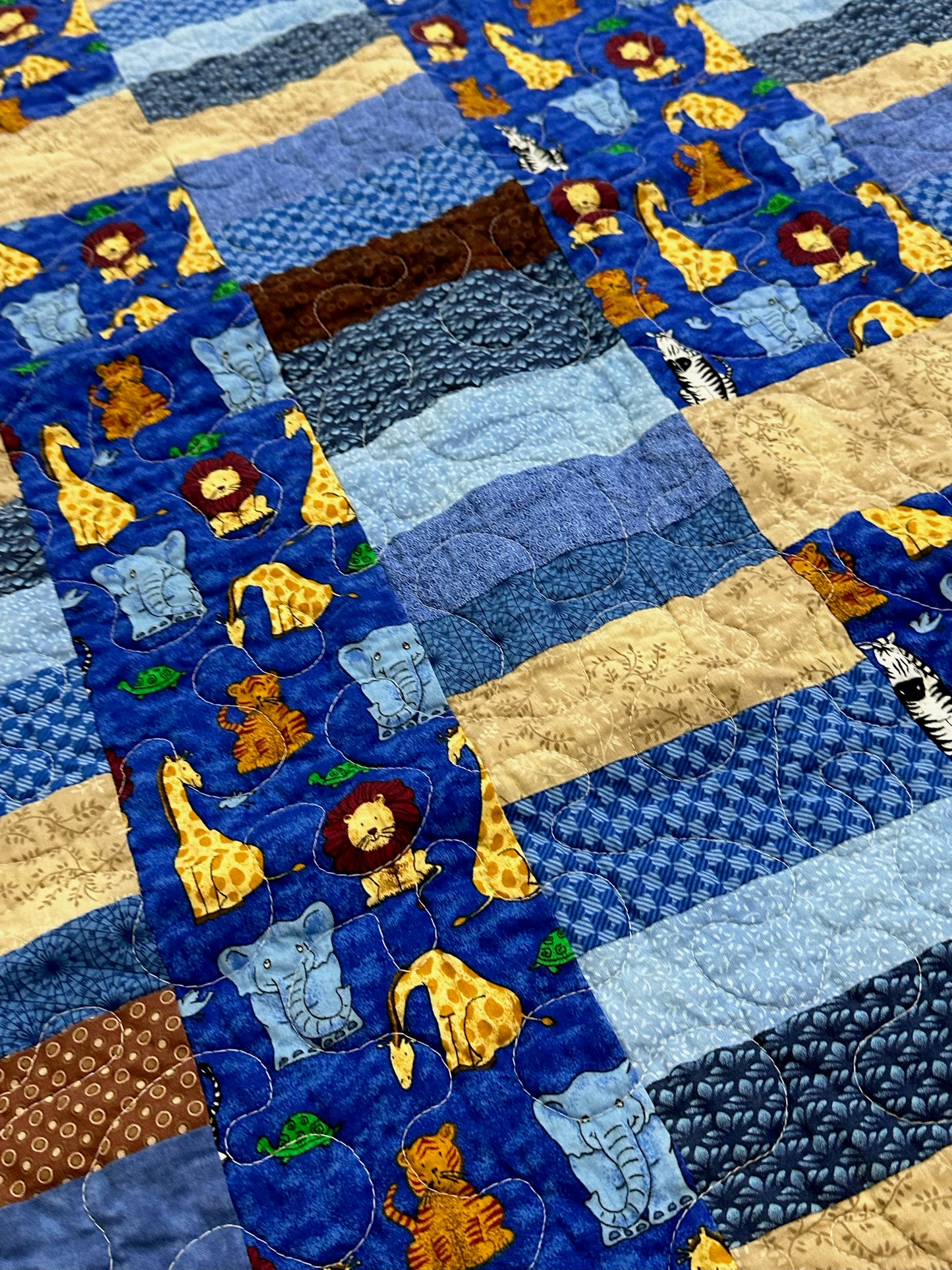 Mama's Quilt Shop- Animals