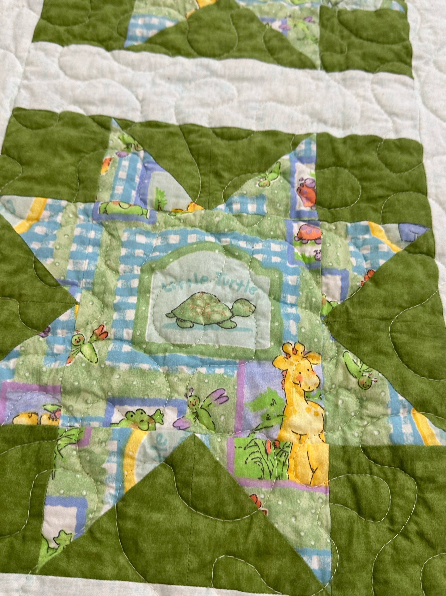Mama's Quilt Shop- 3 stars