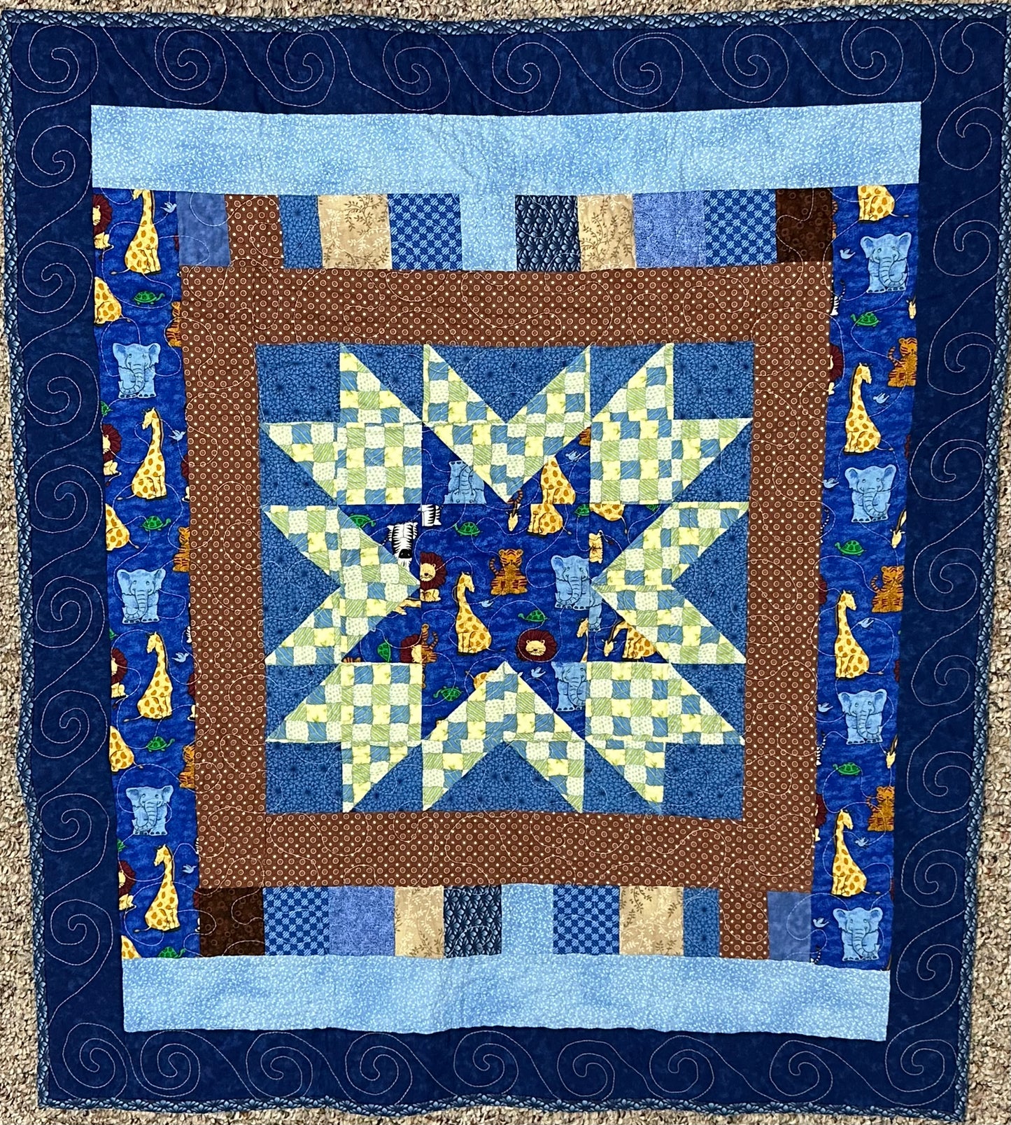 Mama's Quilt Shop- Animals baby blanket