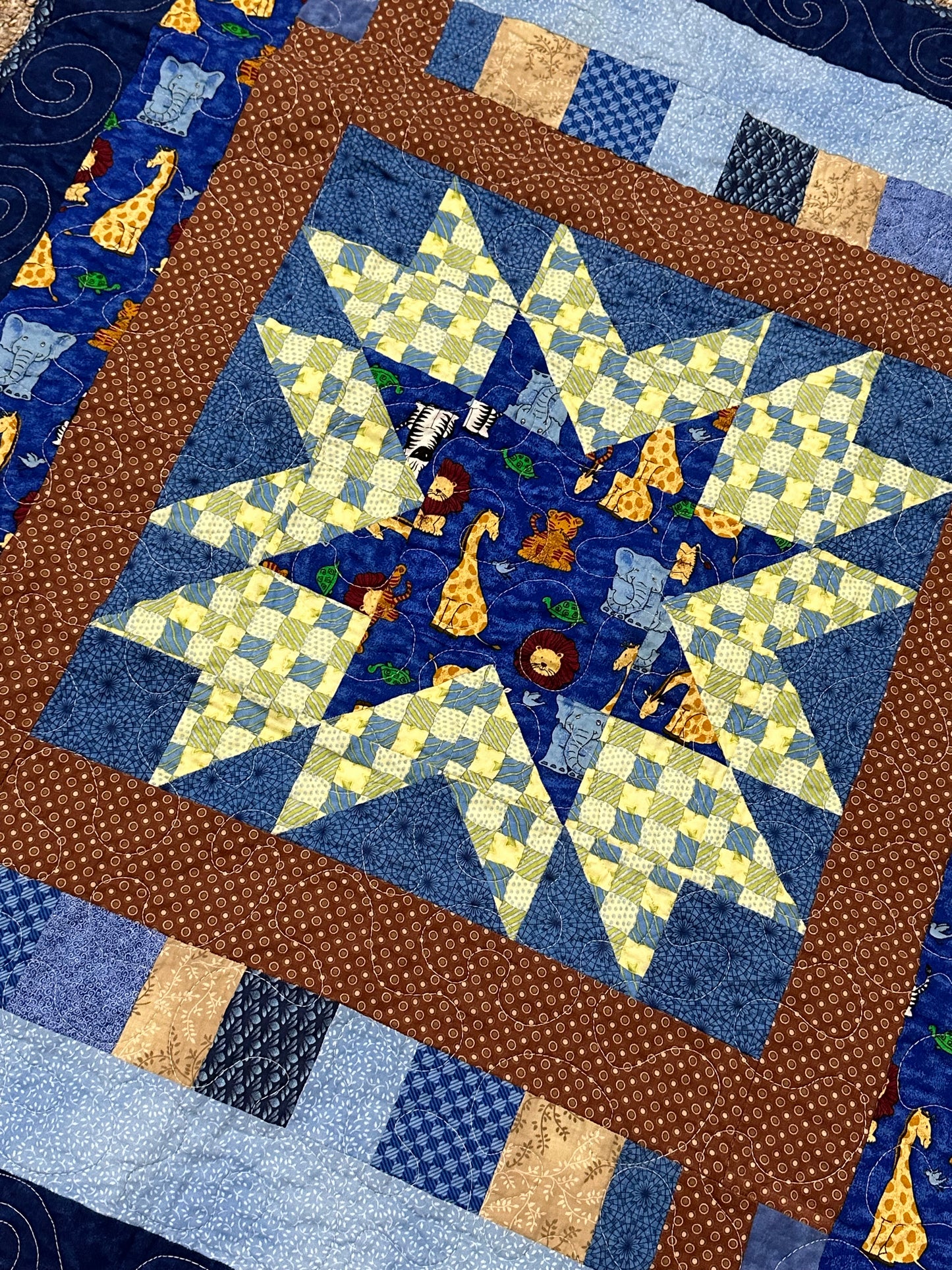 Mama's Quilt Shop- Animals baby blanket