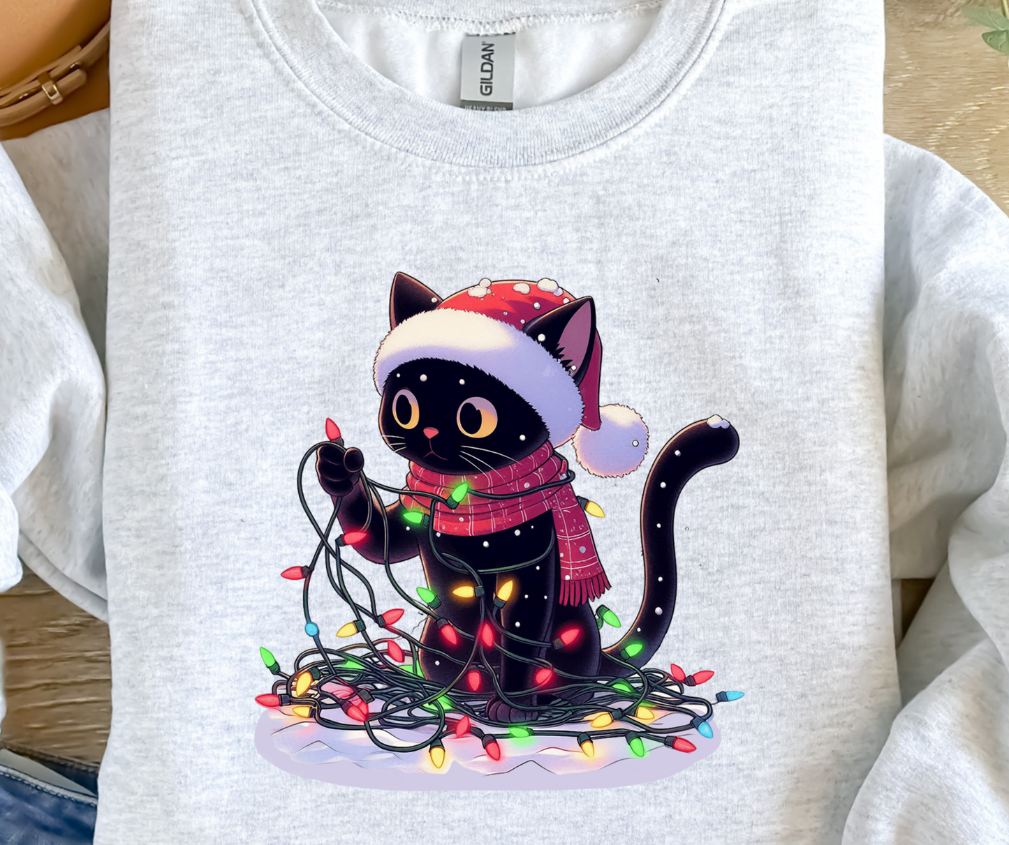 Sassy Server-Cat in lights 2